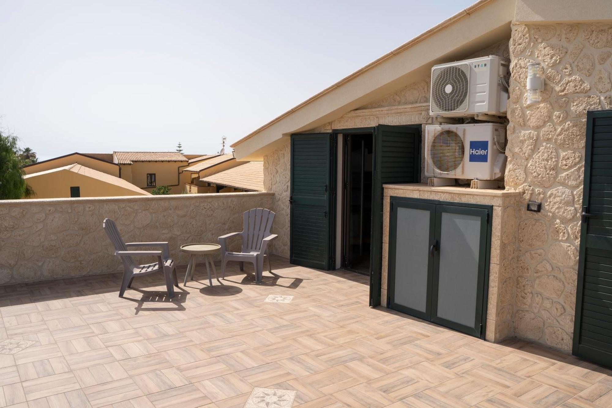 Lala Salama San Leone Exterior photo